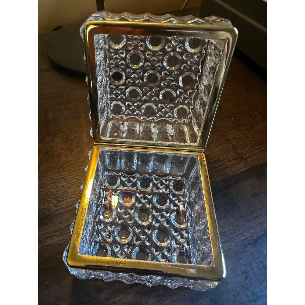 VINTAGE WESTMINSTER CRYSTAL BACCARAT STYLE TRINKET BOX - Picture 2 of 6